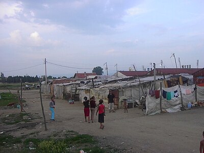 Romani camp in Kosovo, 2003.jpg