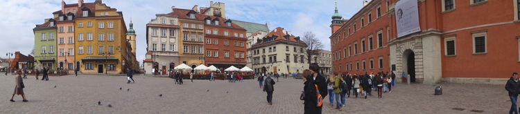 Warschau - Blick über den Markt.JPG